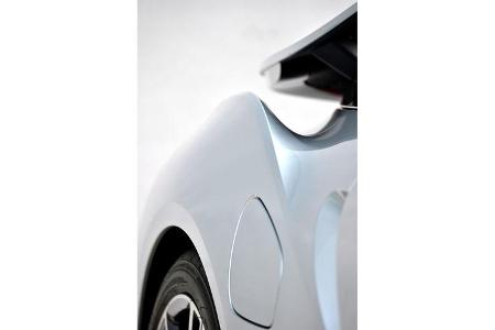 BMW i8, Seitenführung, Tankdeckel