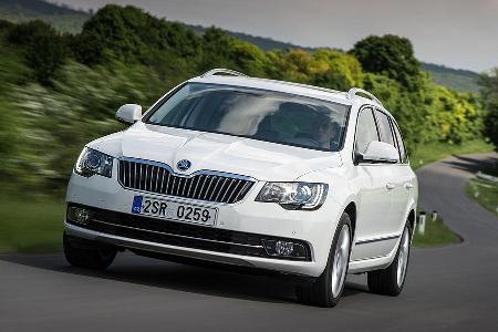 Skoda Superb Combi, Frontansicht
