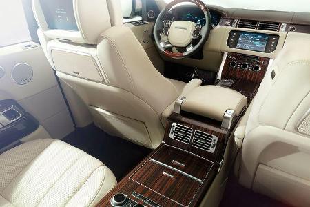 Holz und Leder sind unverzichtbar im Range Rover.