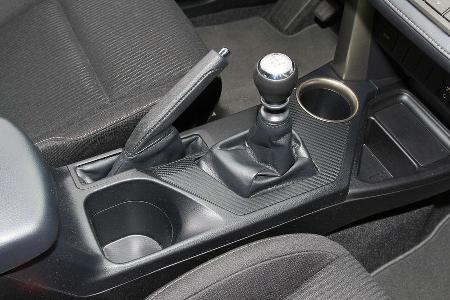 Toyota RAV4 2.2 D-4D AWD Life, Schalthebel, Schaltknauf