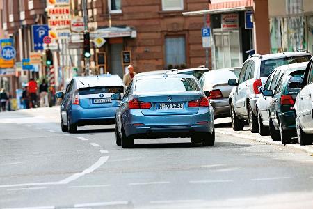BMW Active Hybrid 3, Toyota Prius Plug-in Hybrid, Heckansicht