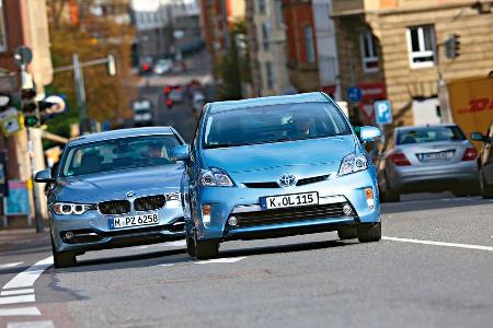 BMW Active Hybrid 3, Toyota Prius Plug-in Hybrid, Frontansicht
