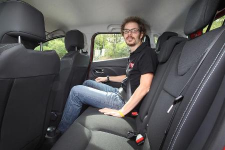 Renault Clio, Rücksitz, Beinfreiheit