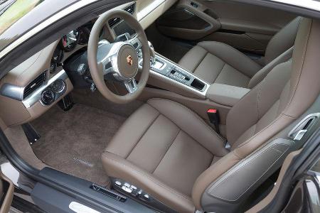 Porsche 911 Carrera 4S, Cockpit, Lenkrad