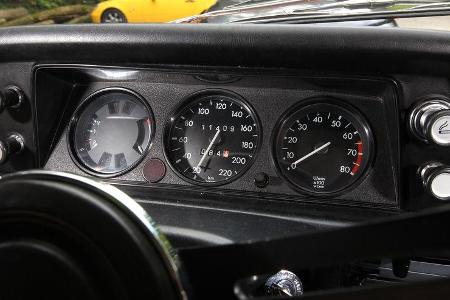 BMW 2002, Rundinstrumente
