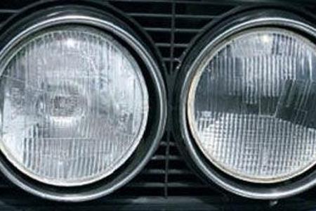 Gleicher Gesichtsausdruck: der Alfa ...