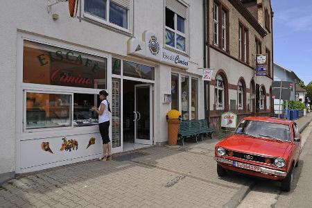 Datsun Cherry 100 A (E10), Baujahr 1975