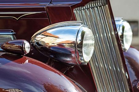 Packard 120 Convertible, Frontscheinwerfer