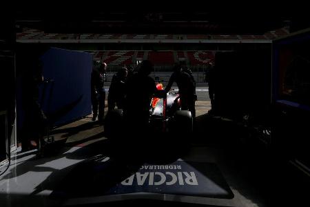 Daniel Ricciardo - Red Bull - Barcelona - F1-Test - 2016