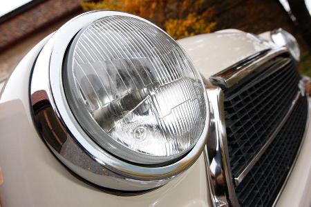 Innocenti Mini Cooper 1300 Export, Frontscheinwerfer