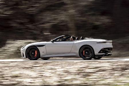 Aston Martin DBS Superleggera Volante