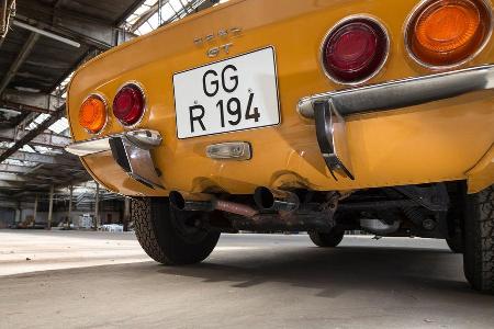 Opel GT 1900, Heck, Auspuff, Endrohre