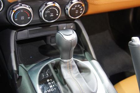 11/2015 Fiat 124 Spider leaked