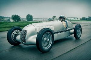 Mercedes-Benz W25 Tracktest