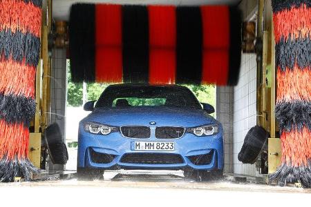 BMW M3, Frontansicht, Waschstraße