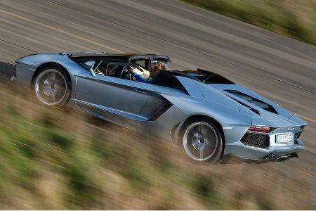 Lamborghini Aventador LP 700-4, Seitenansicht