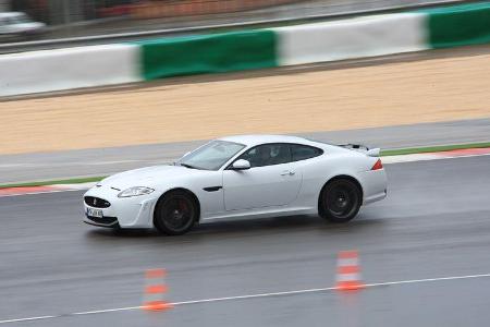 Jaguar XKR-S