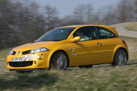 Renault Mgane F1-Team R26