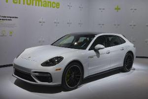 Porsche Panamera Sport Turismo (2017)