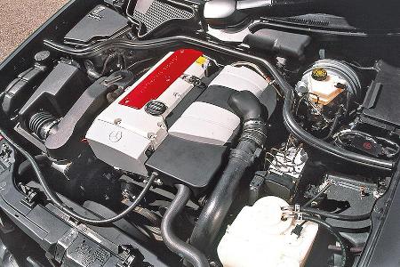 Mercedes E-Klasse (W210), Motor