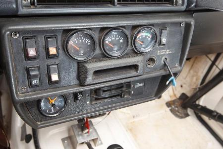Mercedes 280 GE Dakar, Technik, Bedienelemente