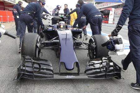 Carlos Sainz - Toro Rosso - Formel 1-Test - Barcelona - 24. Februar 2016