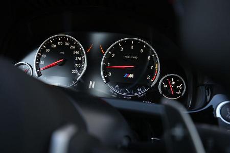 BMW M6 Gran Coup, Rundinstrumente
