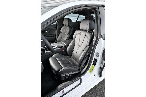 BMW M6 Gran Coup, Fahrersitz