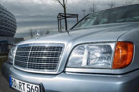 Mercedes-Benz 400 SEL, Khlergrill