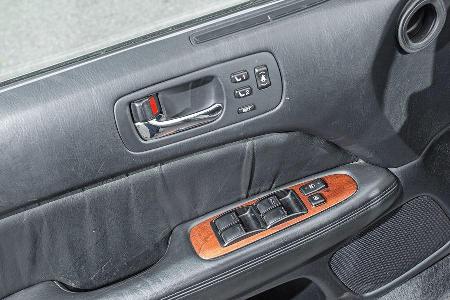 Lexus LS 400, Trbedienung