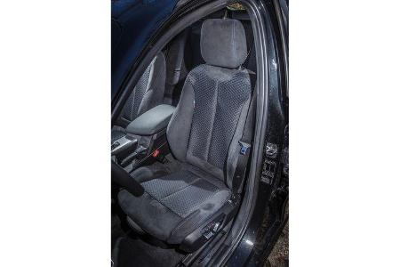 BMW 120i, Fahrersitz