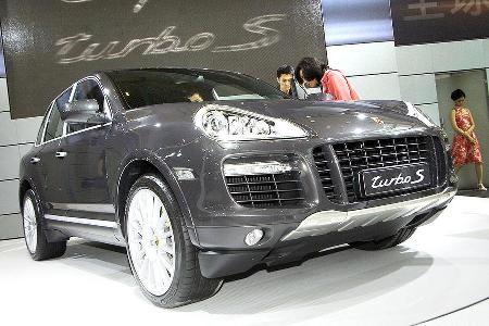 Shuanghuan Ceo