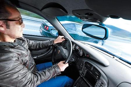 Porsche 911 Turbo S, Cockpit