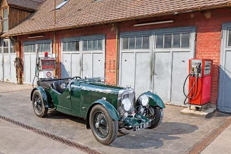 Aston Martin MK II, Frontansicht