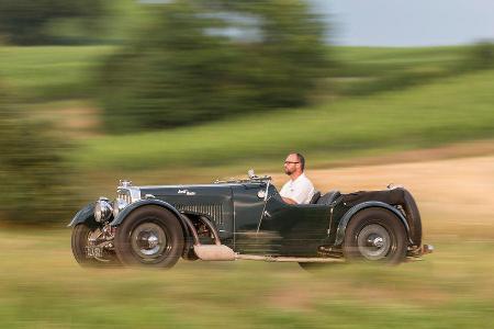 Aston Martin MK II, Seitenansicht
