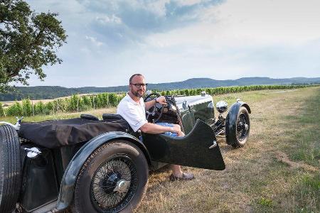 Aston Martin MK II, Seitenansicht