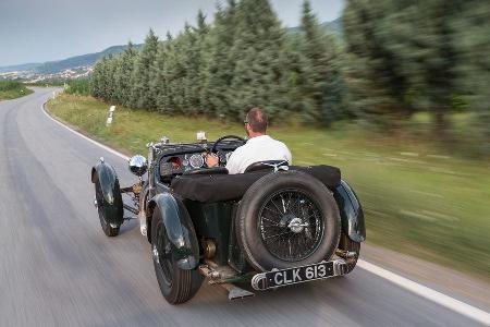 Aston Martin MK II, Heckansicht