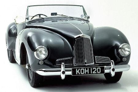 2-Litre Sports, Frontansicht