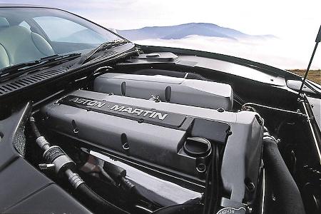 Aston Martin DB7, Motor