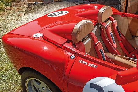 Ginetta G33, Sitze