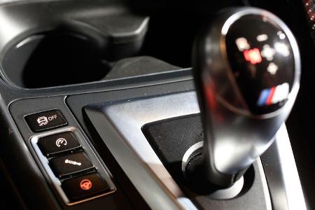 BMW M4, Schalter