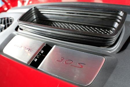 Porsche 911 Carrera S, Motor