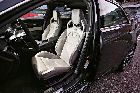 Cadillac CTS-V, Fahrersitz