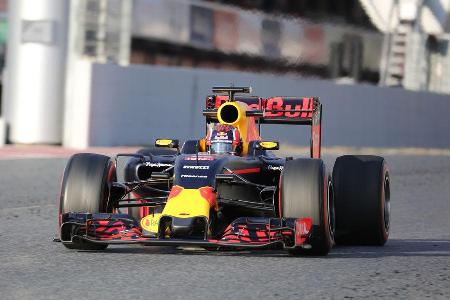 Daniil Kvyat - Red Bull - Formel 1-Test - Barcelona - 25. Februar 2016