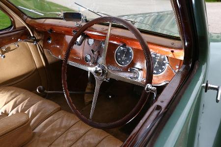 Bugatti 57 C Vanvooren, Lenkrad, Cockpit