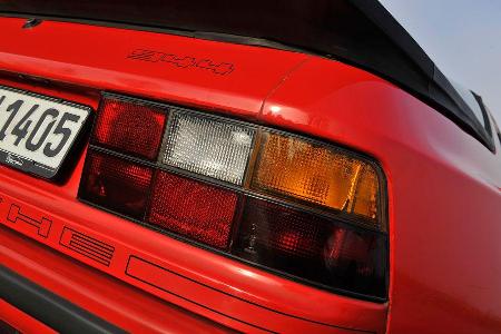 Porsche 944, Typenbezeichnung