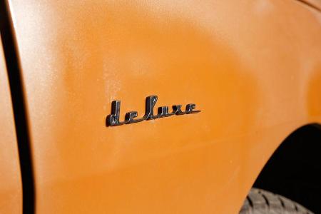 Wartburg 353 W, Schriftzug, deluxe