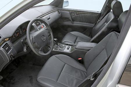 Mercedes-Benz E50 AMG, Cockpit, Fahrersitz