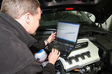 Moderate Änderungen an der Motorelektronik entlocken dem 2.0-TFSI-Motor 315 PS und ein Drehmoment von 420 Nm.