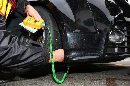 Die erneute überprüfung der Oberflächentemperaturen zeigen eine deutlich gleichmäßigere Belastung der Dunlop Sportreifen.